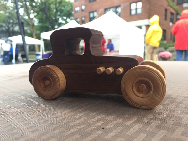 Wooden Toy Hotrod Toy Car // Hotrod 'Luigi' // la macchina truccata