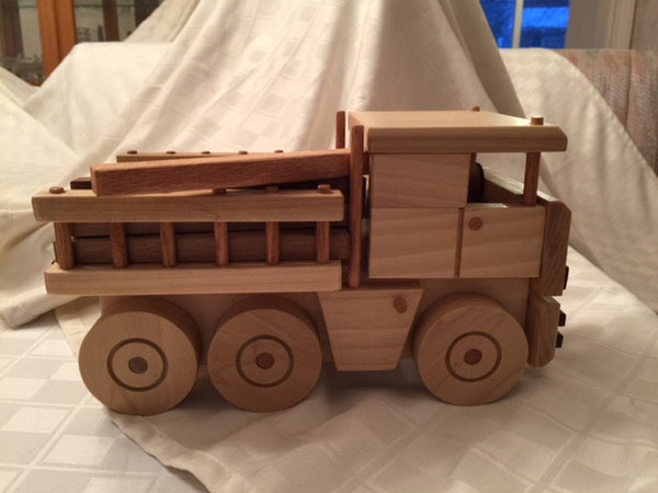 Wooden Toy Truck // La Flotta Enormi // il camion tedesco // Giant German Truck